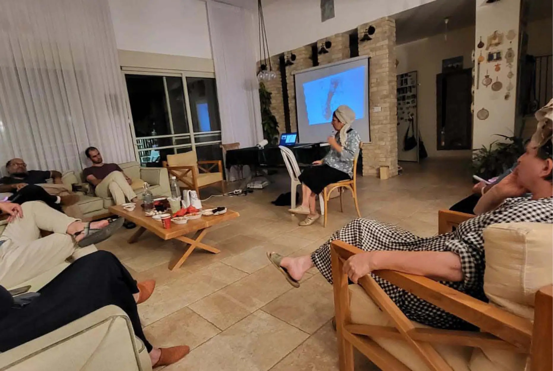 katif_living room_pic86